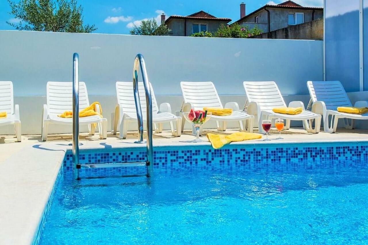 Villa Sanja Plovanija Екстериор снимка